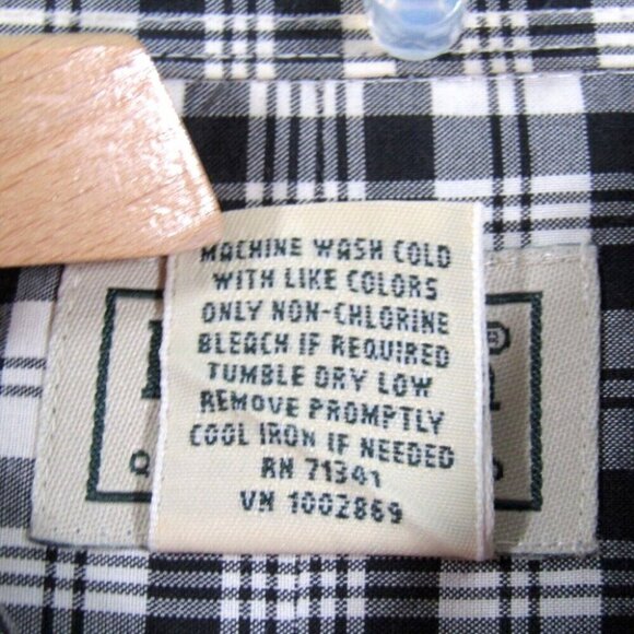 LL Bean Wrinkle Free Black White Plaid Button Down Shirt Size L Traditional Fit - Picture 8 of 9